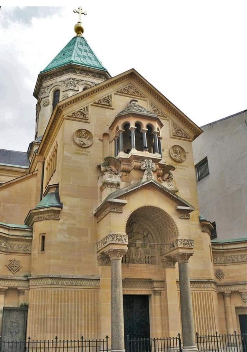 THE LIBRARY OF ARMENIAN APOSTOLIC CATHEDRAL IN PARIS 