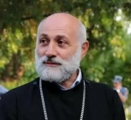 Priest Shahe Hayrapetyan