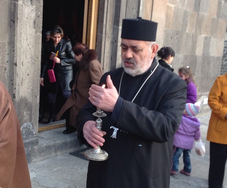 Archpriest Mkrtich Tovmasyan